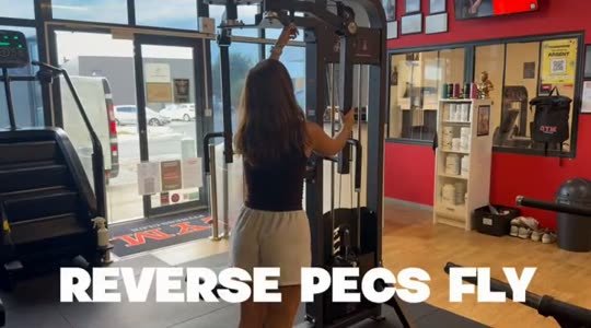 Tuto vidéo Reverse Pecs Fly